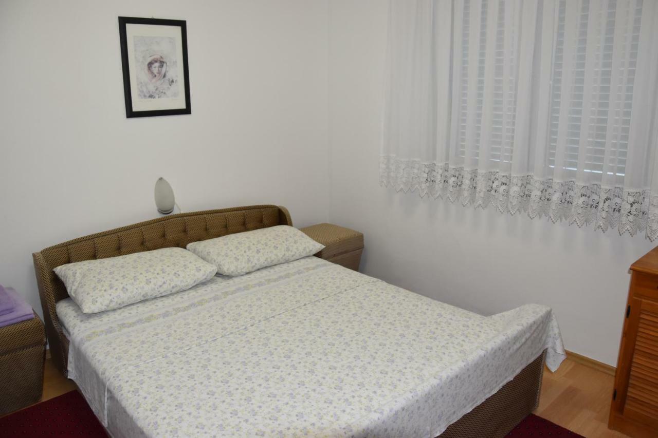 Apartmani Novosel Шіло Екстер'єр фото