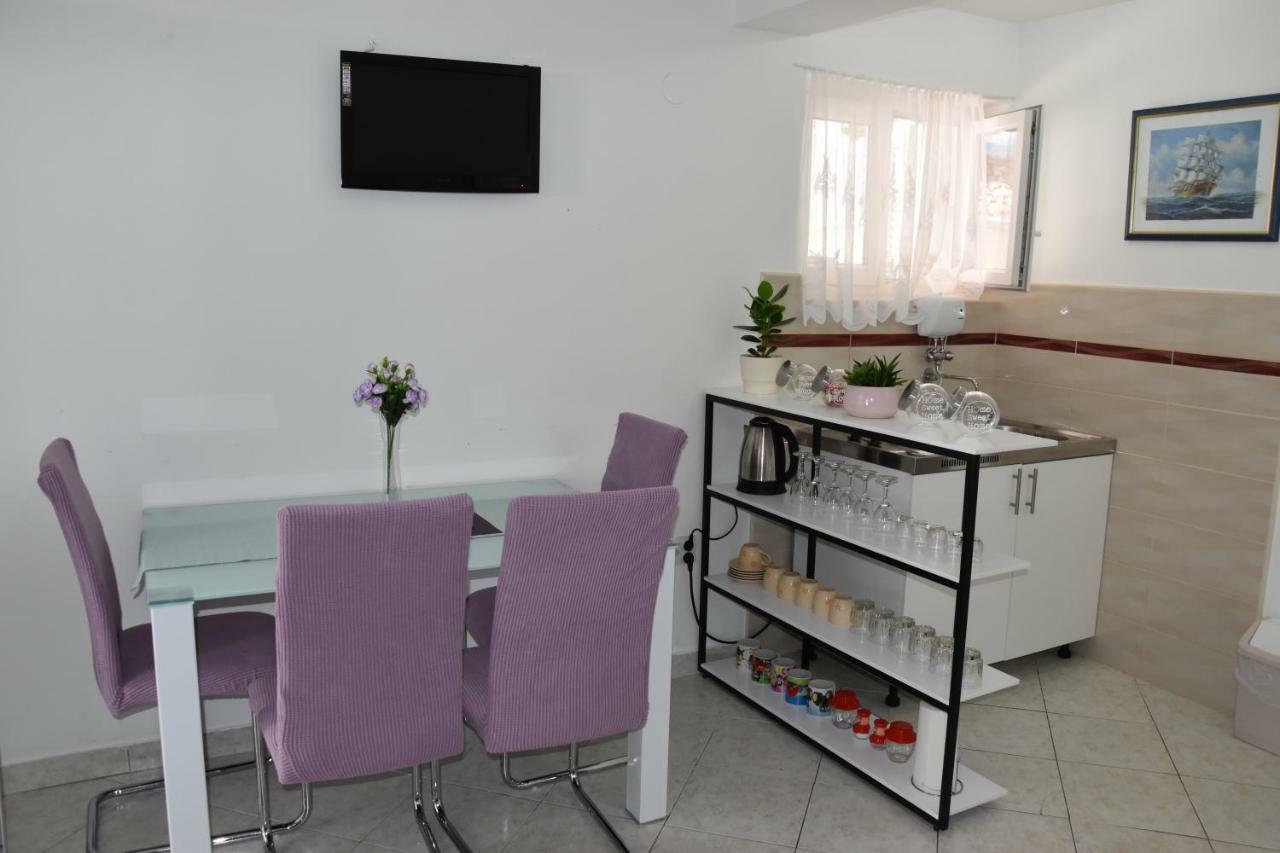 Apartmani Novosel Шіло Екстер'єр фото